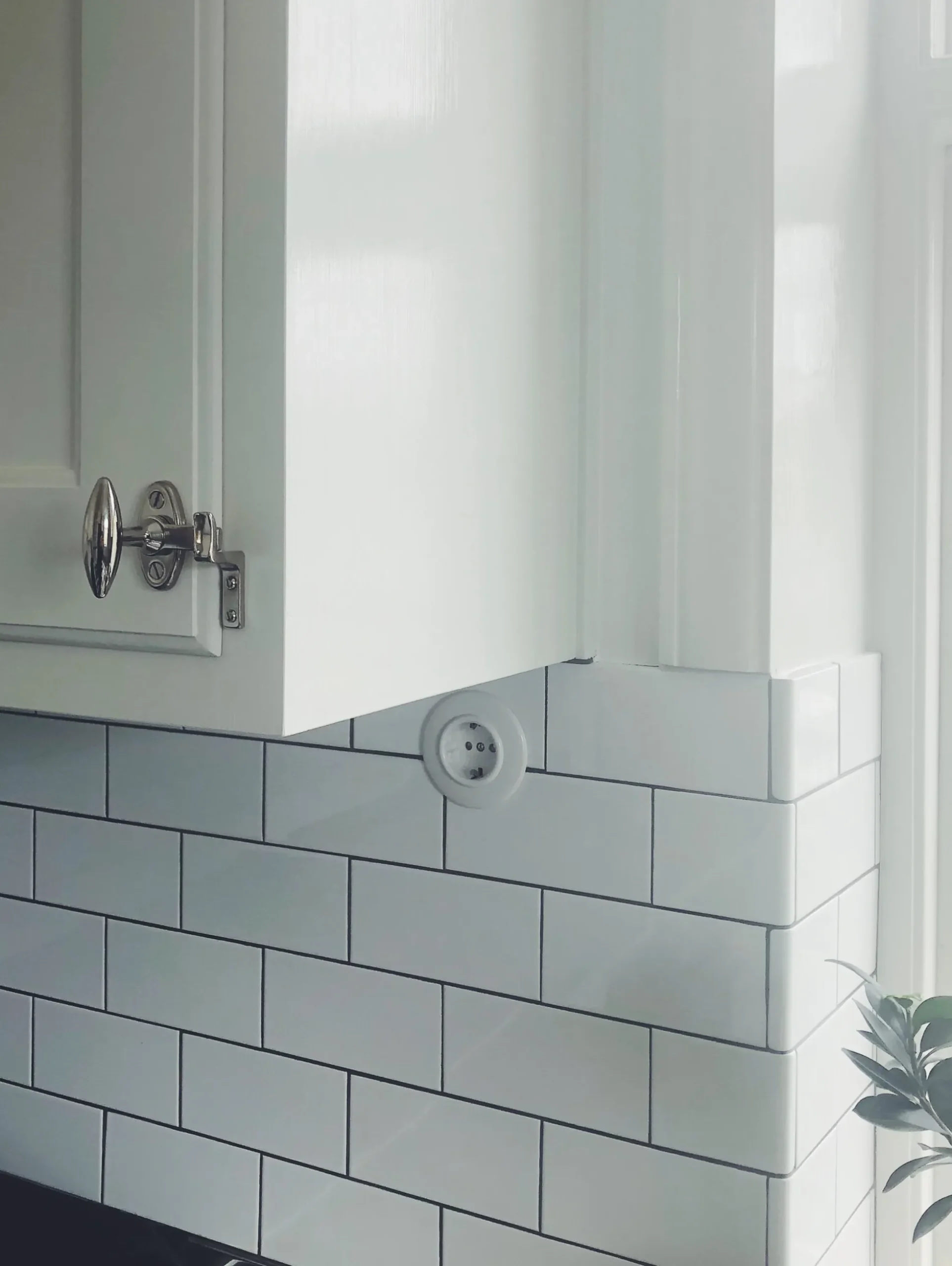 Kakel Subway Half Tile utvändigt hörn County White