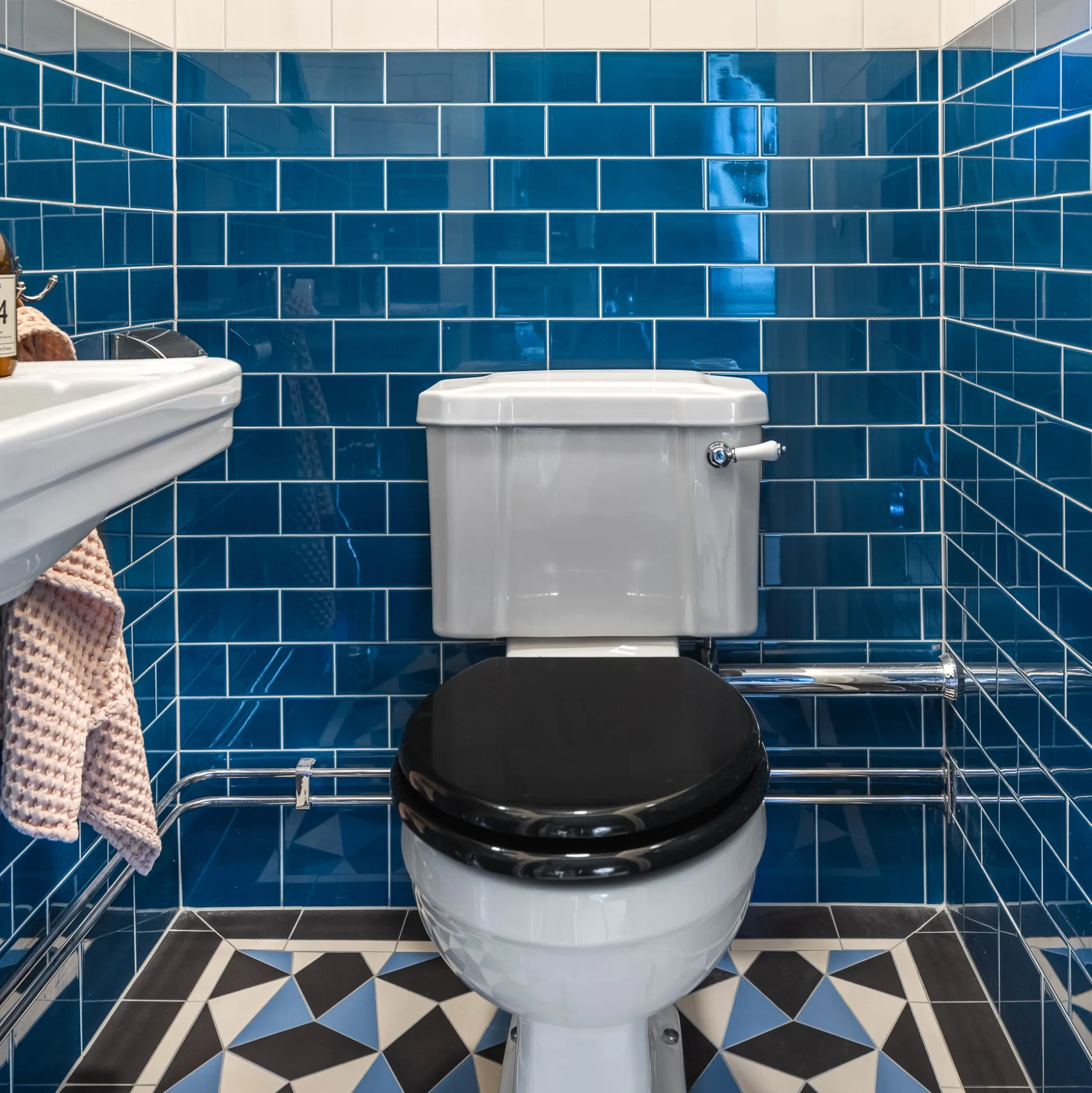 Klinker Victorian Floor Tiles mönster Worthing Blue / Black / White