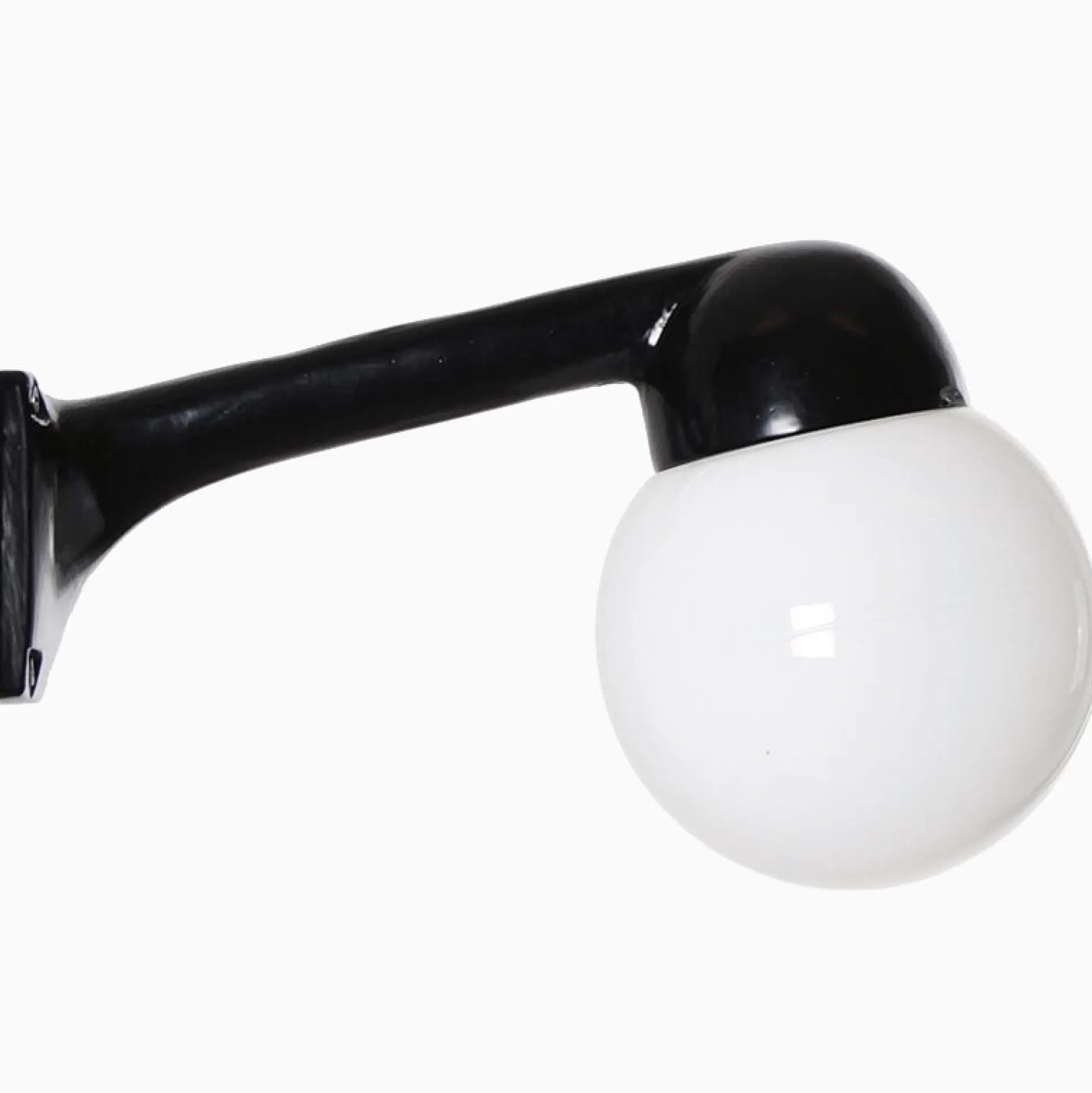 Lampa Funkis 1950 Svart Vinklad Klot