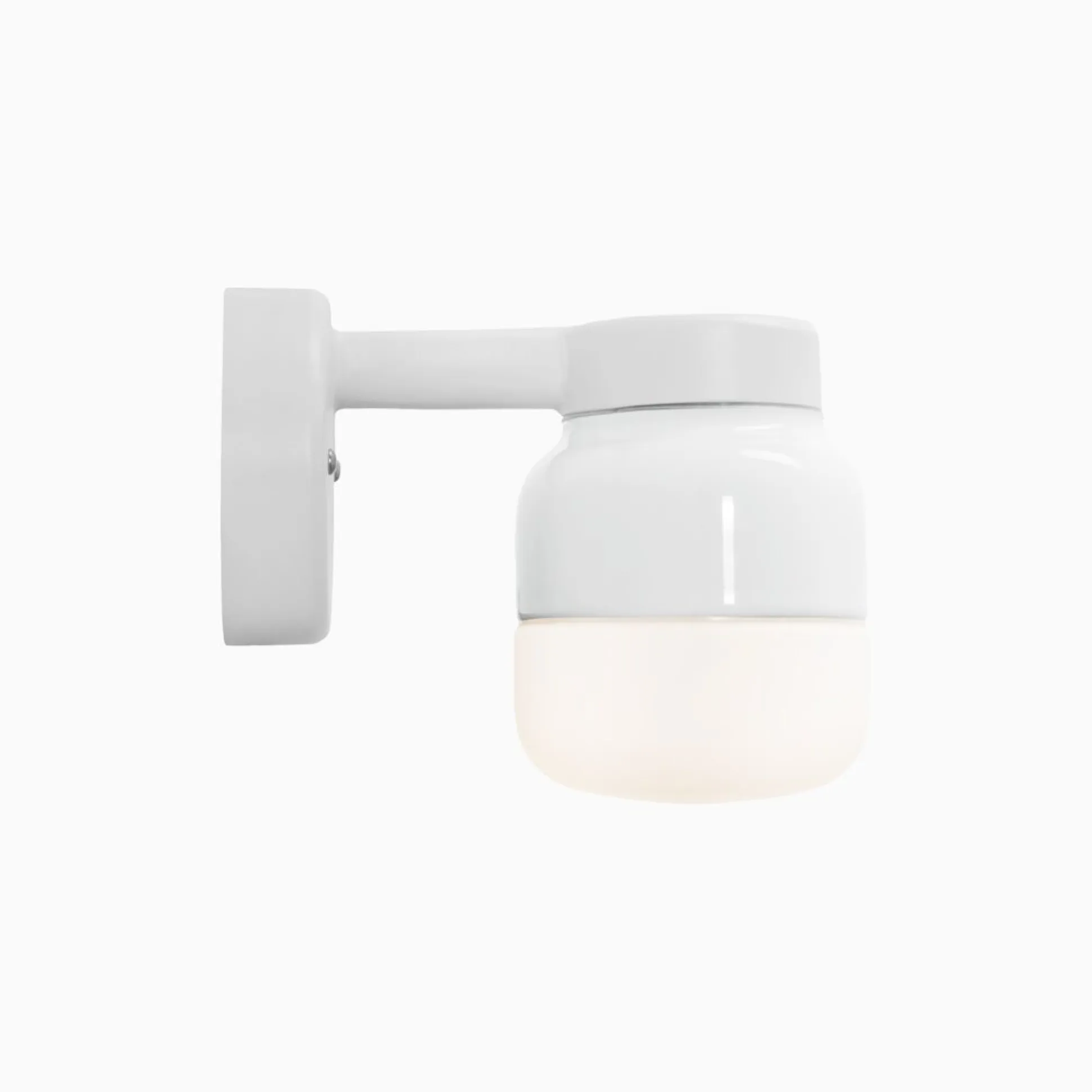 Ohm Wall 100 H150 vit med opalglas - G9
