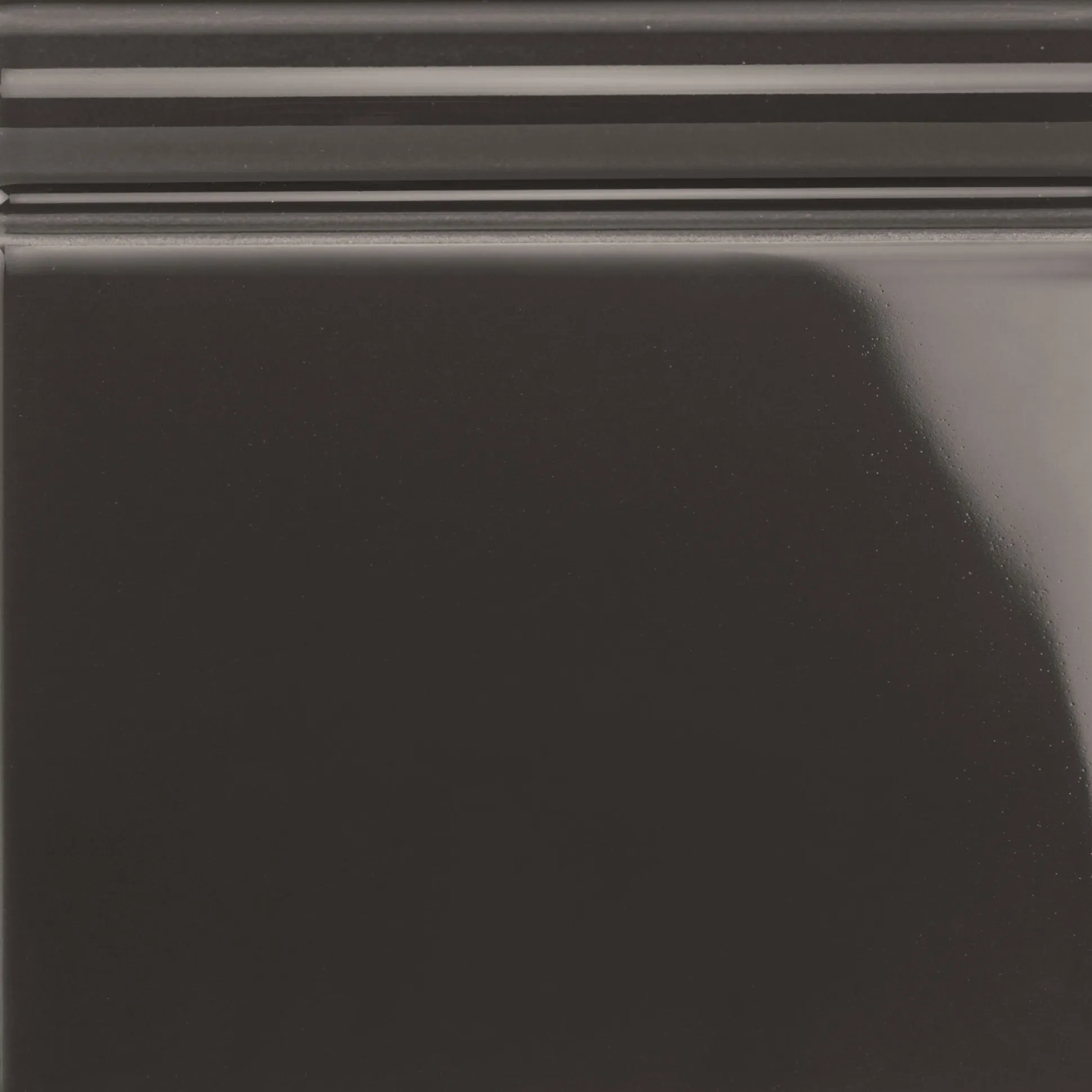 Sockel Charcoal Grey
