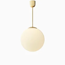 Taklampa gräddvitt klot mässing 580 mm